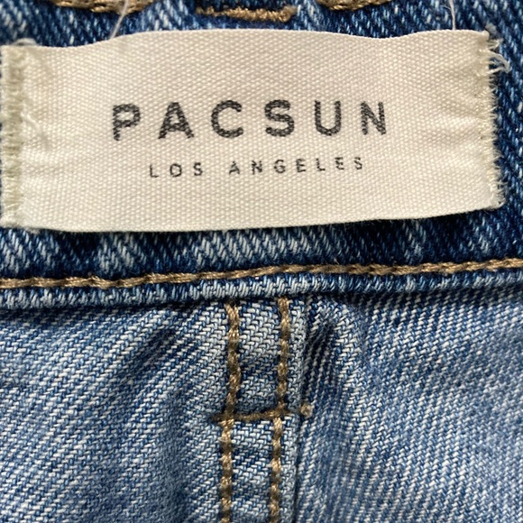 👖Pacsun - Ripped Distressed Mom Jeans.     Us Size 27 - Picture 2 of 3